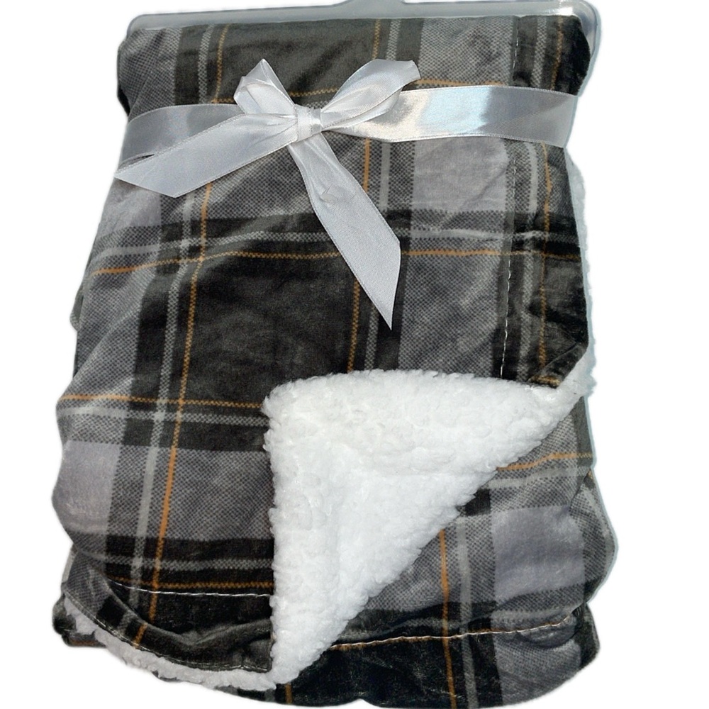 NEW GREY PLAID PRINT MINKY SHERPA FLEECE BABY BLANKET NWOT